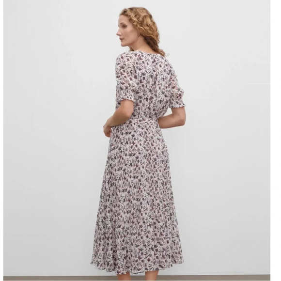 NWOT!! Club Monaco - Floral Smocked Cuff Pleated Dress - Size 2 - Picture 2 of 12